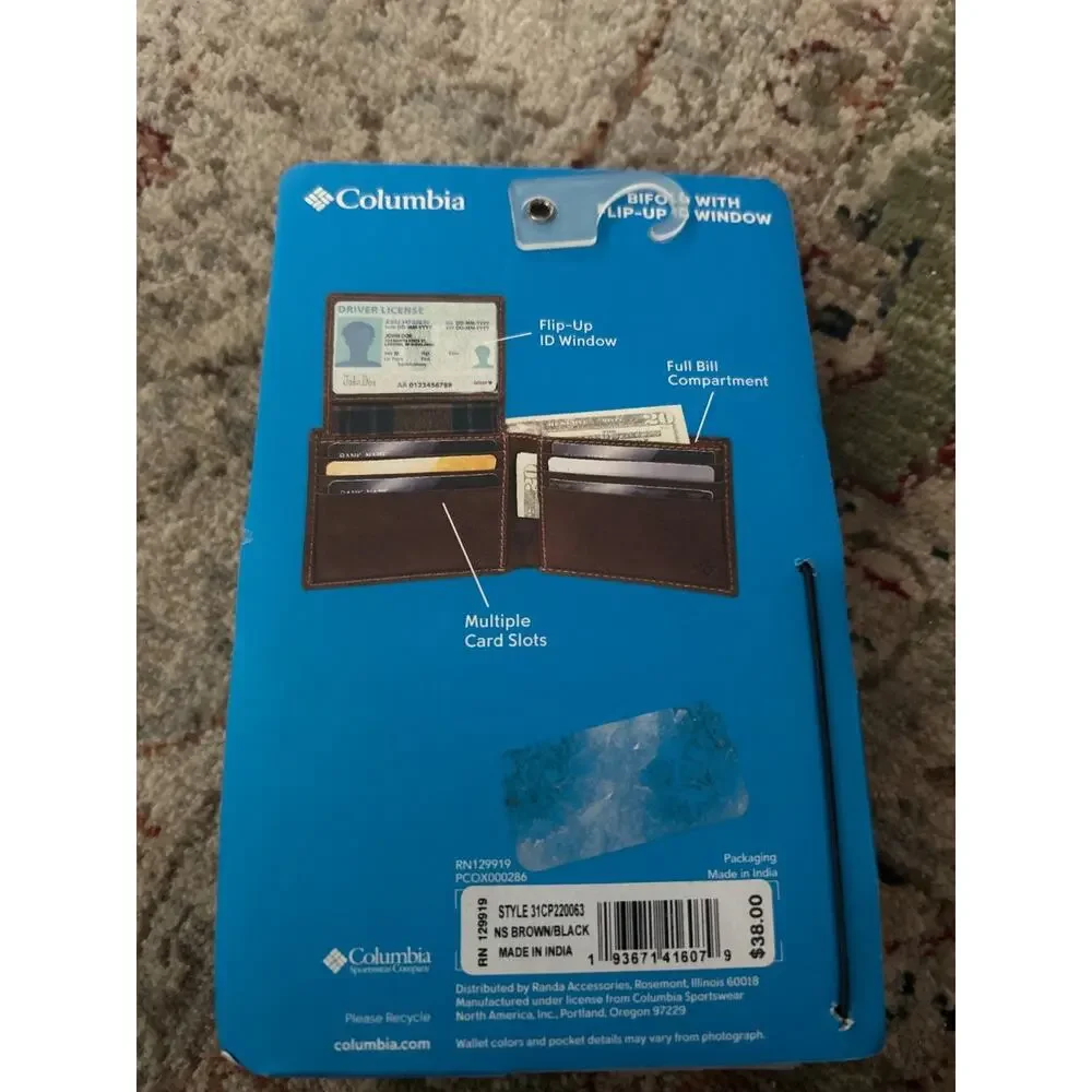 Columbia Wallet - Ultra capacity (nwt)